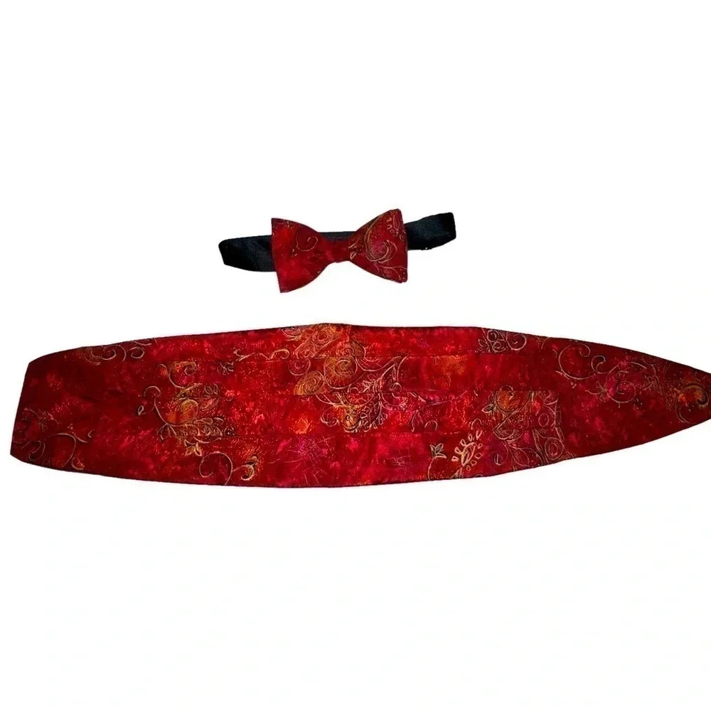 Vintage Santana Formal Red gold print‎ bow tie & matching cummerbund